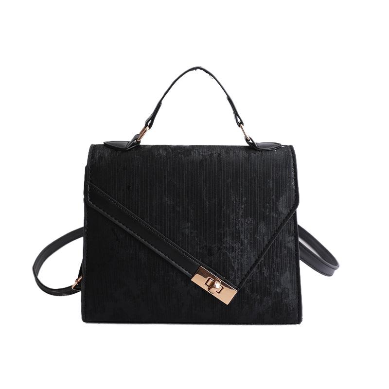 

Simple and highend handbag bag women s new fashion small square bag versatile shoulder messenger bag women s bag чёрный
