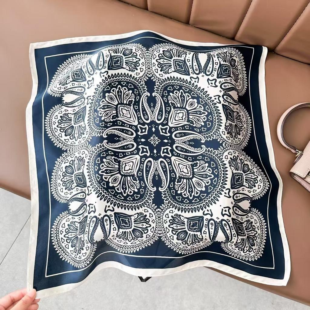 New Silk Silk Scarf Women's Spring Fashion Elegant Peony Plain Crepe Satin Silk Scarf 100% Mulberry Silk Square Scarf 53 Silk Scarf