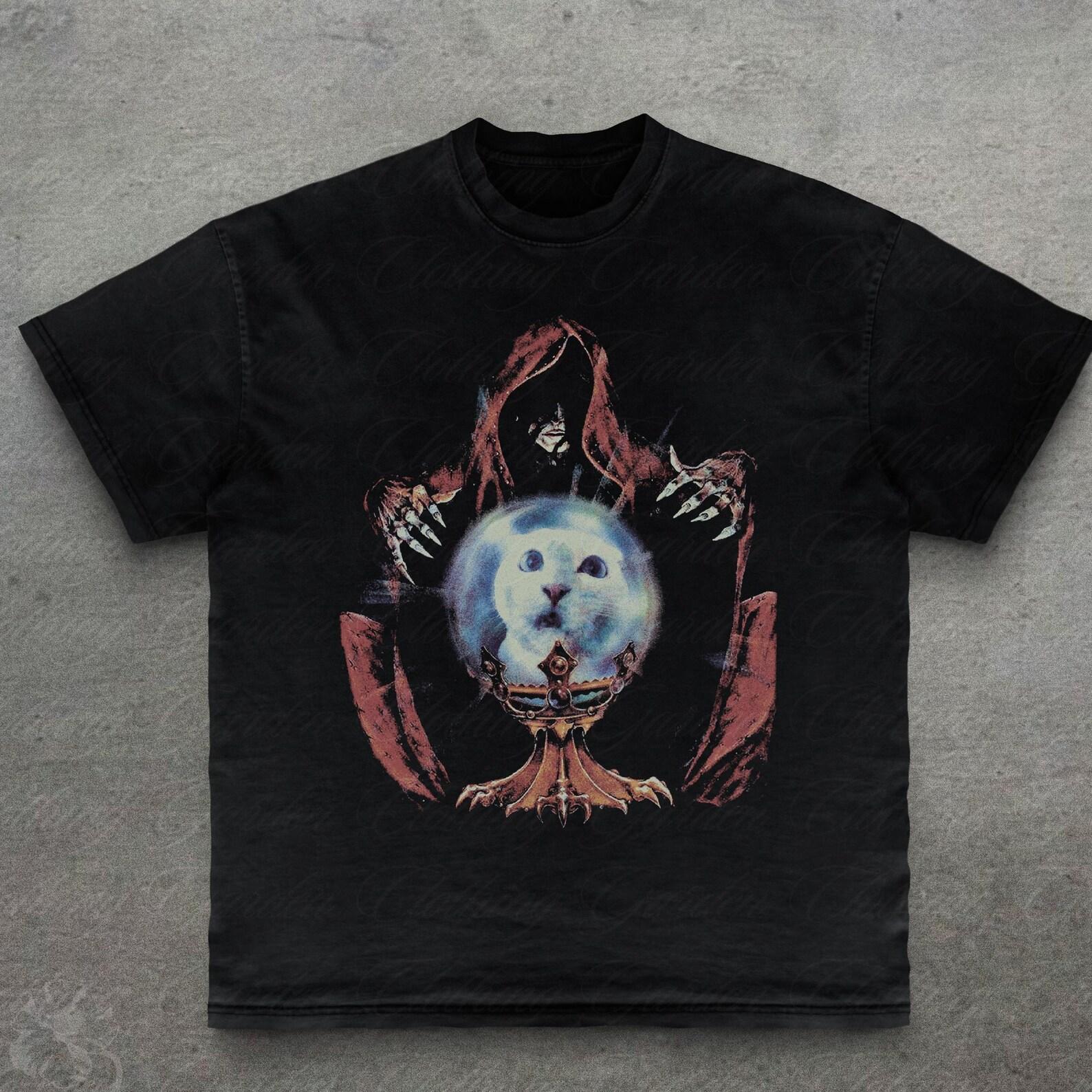 Retro Cat Graphic Tee, Gifts For Cat Lovers, Spooky Wizard Cat T-Shirt for Men Women, Cute Funny Meme Shirt, Gothic Halloween Cat Top 2XL