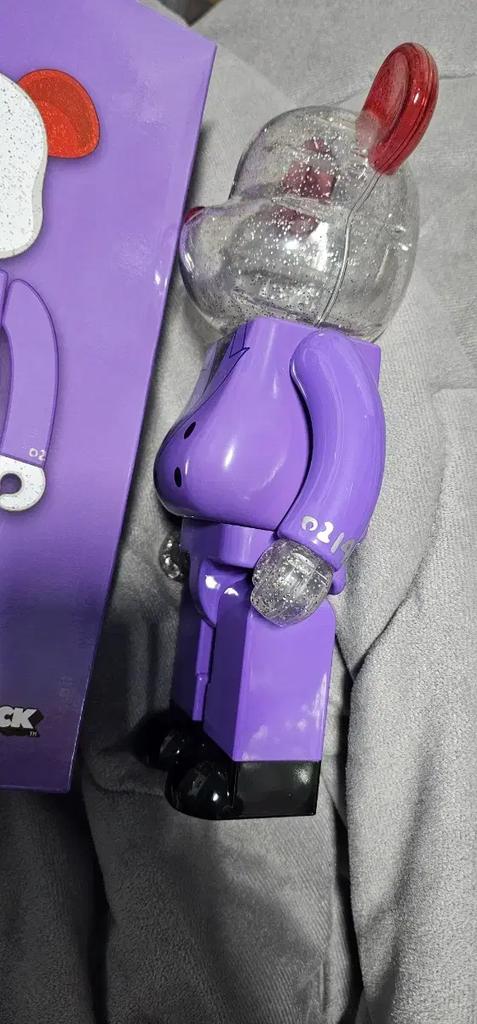 SEVENTEEN Bearbrick S.K.N. 400%