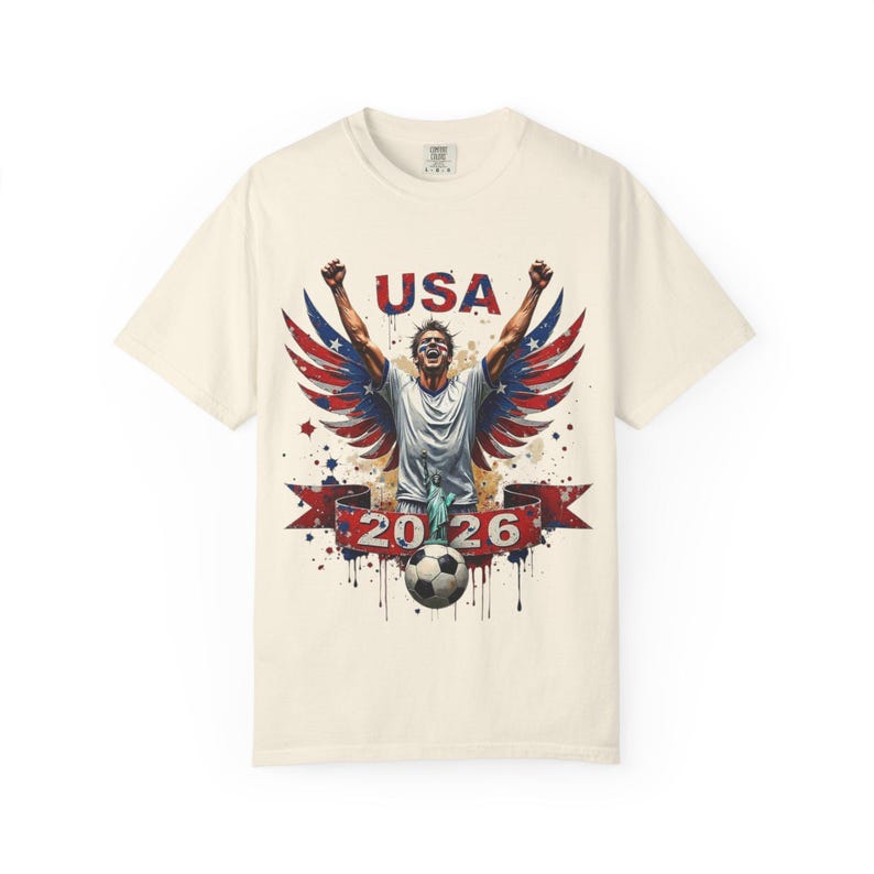 USA Soccer Player with Wings 2026 T-shirt | Soccer Fan Tee M