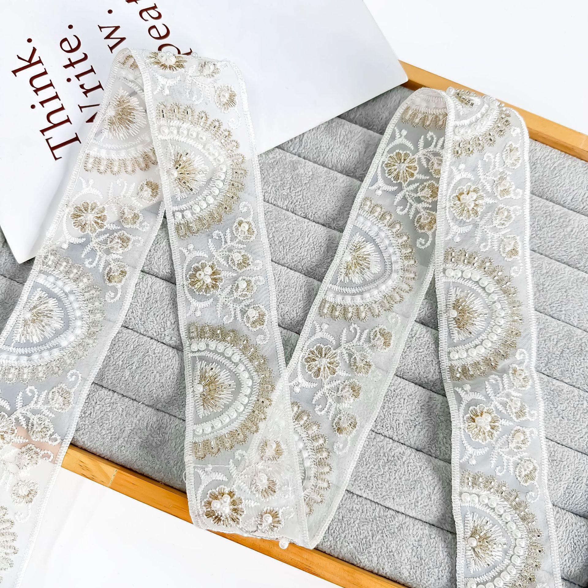 

5 см Ручная вышивка бисером Этнический стиль Штрих-код Декоративная одежда Рукава Ханфу Воротник Кружевные аксессуары T3031 white one size