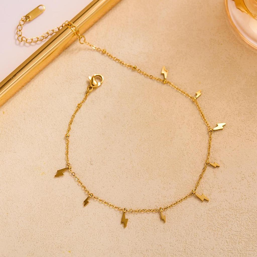 Stylish Titanium Steel Heart Anklet for Women – Durable, Versatile Beach Foot Chain