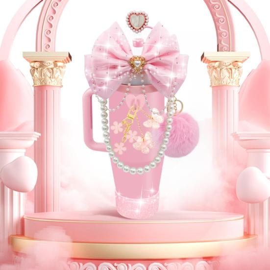 1 Set Tassenhülle Funkelnde Strasssteine Schleife Plüschball Dekoration Kunstperlen Lanyard Tassenzubehör mit Silikonboden-Schutz