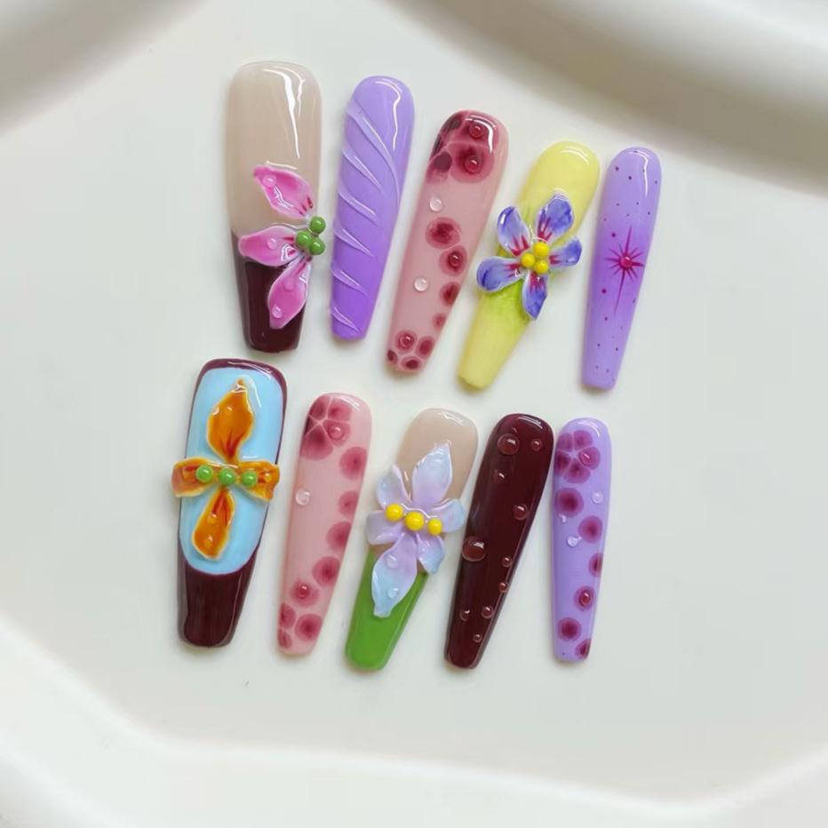 Elegant 3D Hand-painted Long Wearable Nails - European & American Style Manicure Small Set