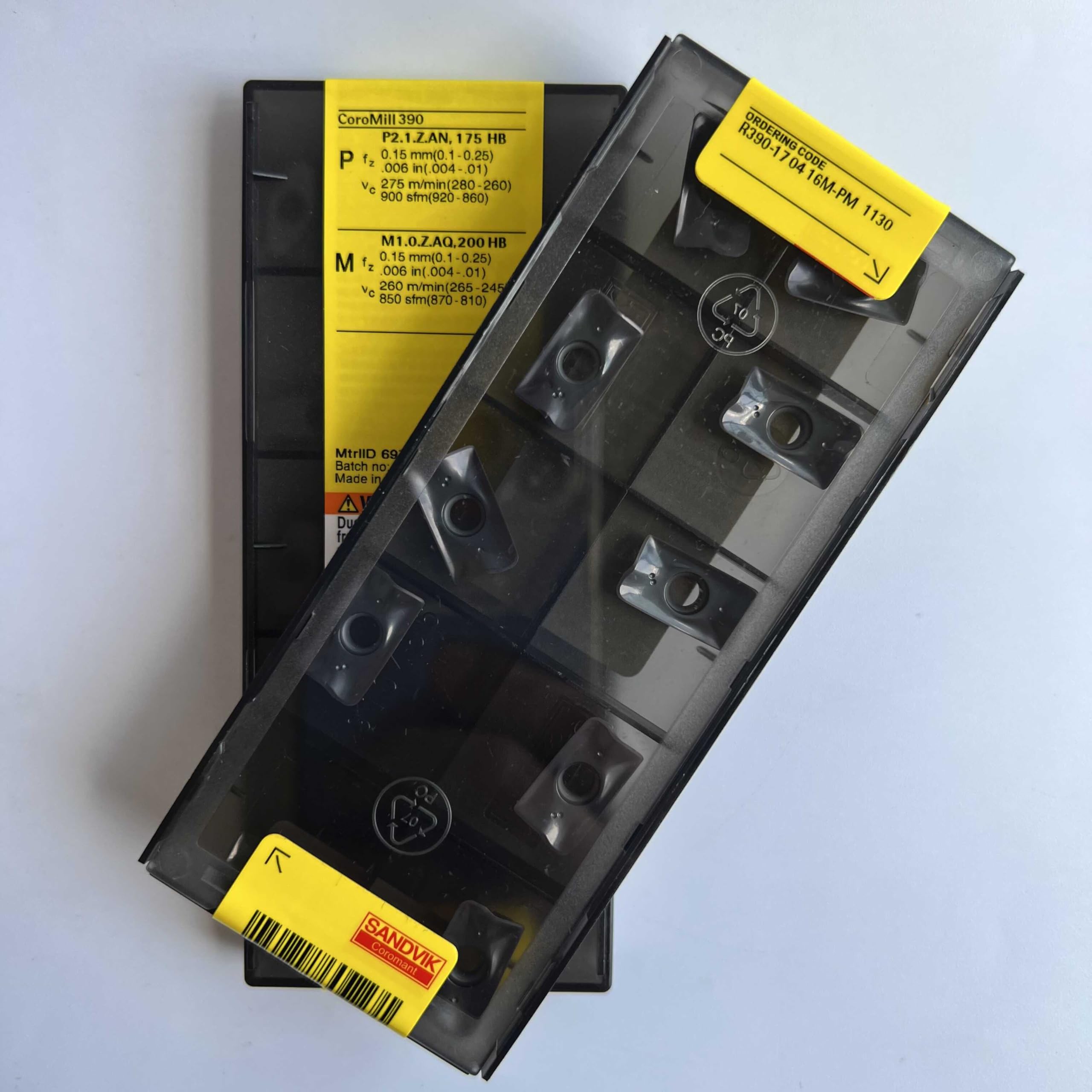 

Original Sandvik / R390-170416M-PM 1130 / CNC lathe carbide blade 10 Pcs