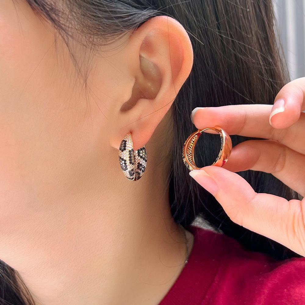 Personalized Light Luxury Snake Print Leopard Print Micro-Inlaid Zircon Ear Buckle Two-Color Electroplating Temperament Full Diamond Earrings Earrings