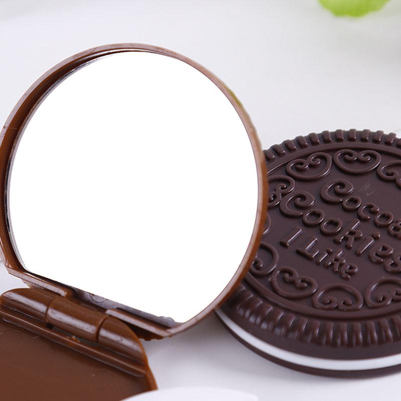 Cute Mini Mirror Portable Makeup Mirrors with Comb Girls Women Pocket Mirrors Chocolate Cookie Shaped Cosmetic Mirror