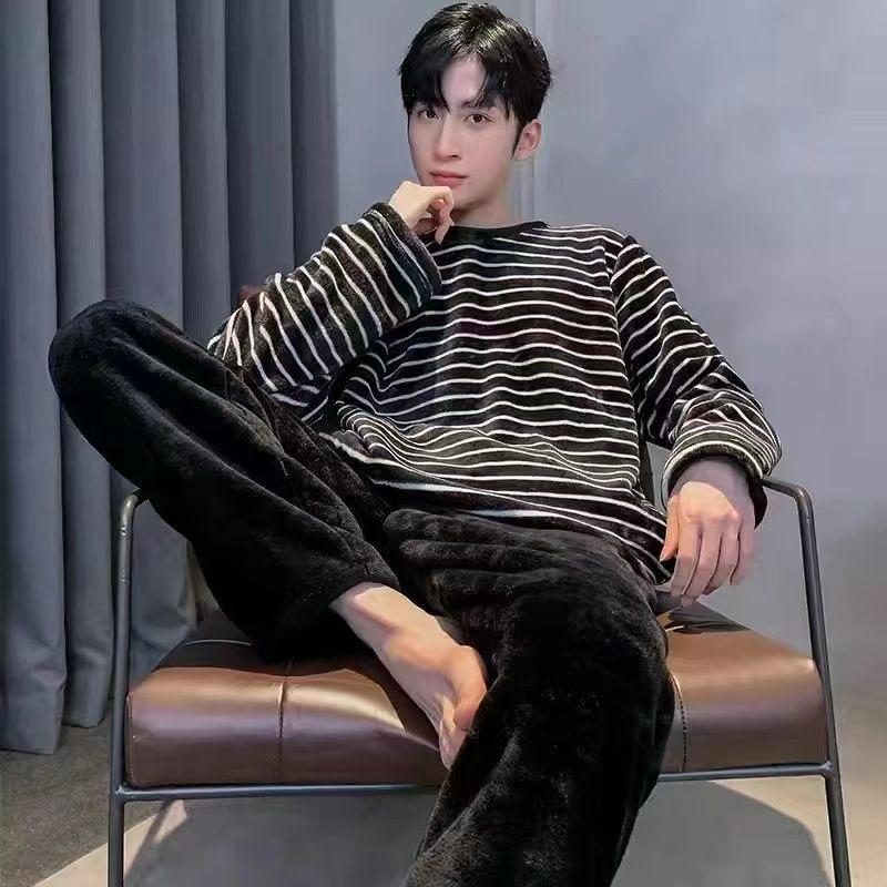 Autumn and Winter 2-Piece Set of Men's Coral Fleece Pajamas Long-Sleeved Long Trousers Boys Winter Thickened and Padded Men's