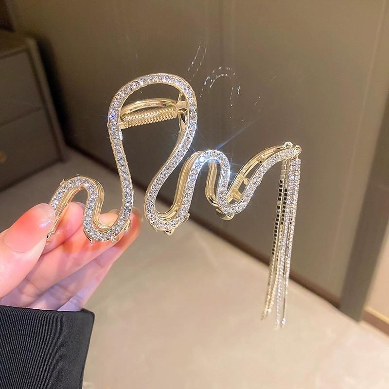 Y2K Glitter Snake Hair Claw Light Luxury Full Rhinestone Tassel Grip Clip For Women Trendy Korean Style Shark Gripper Hairpin