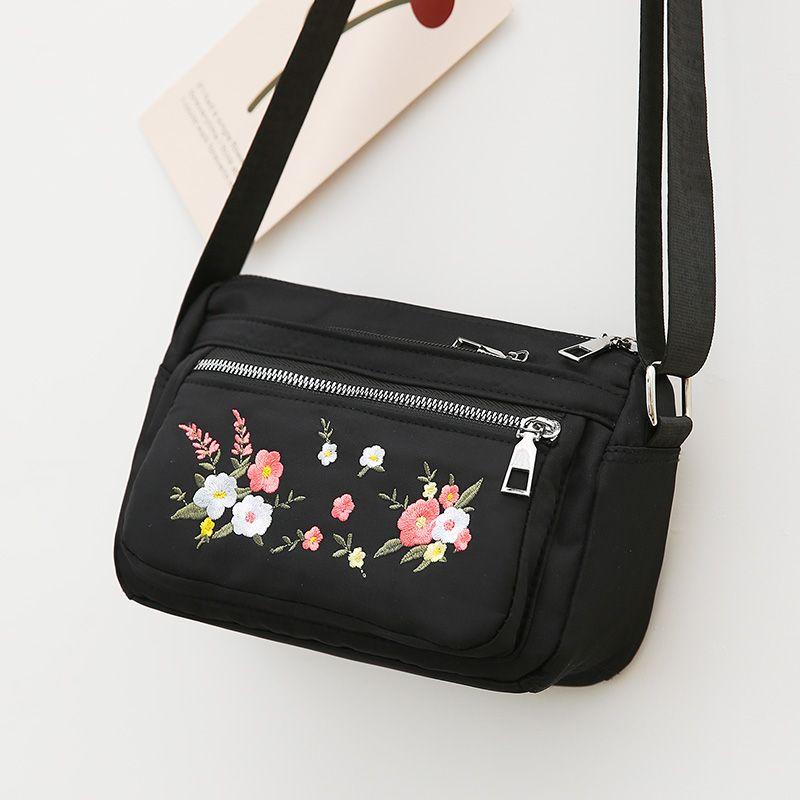 Mittelalterliche Muttertasche Umhängetasche Lässige Stofftasche Bestickter Rucksack Wasserdichtes Nylon Oxford-Gewebe Damentasche Schultertasche