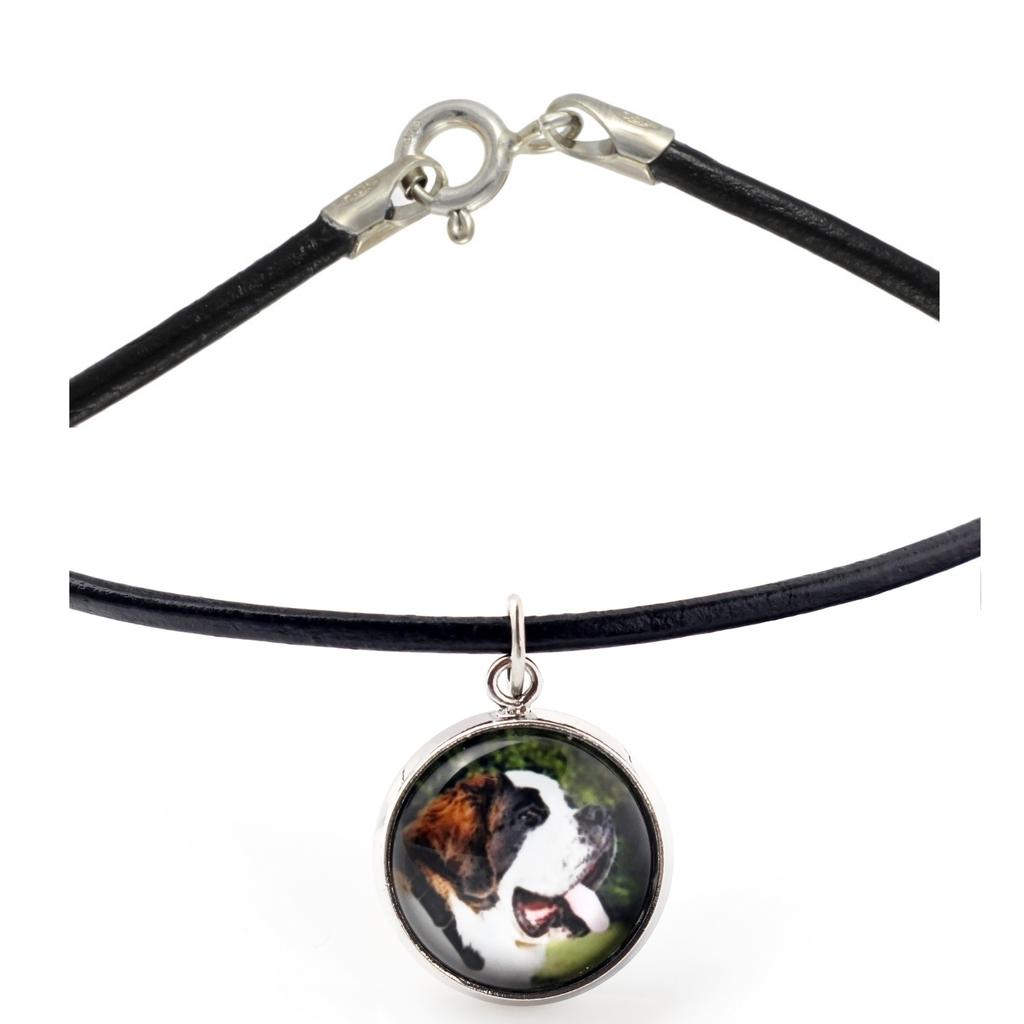 St. Bernard, Saint Bernard, Alpine Mastiff, Bernhardiner – Necklace in a box, elegant decoration | Art-Dog