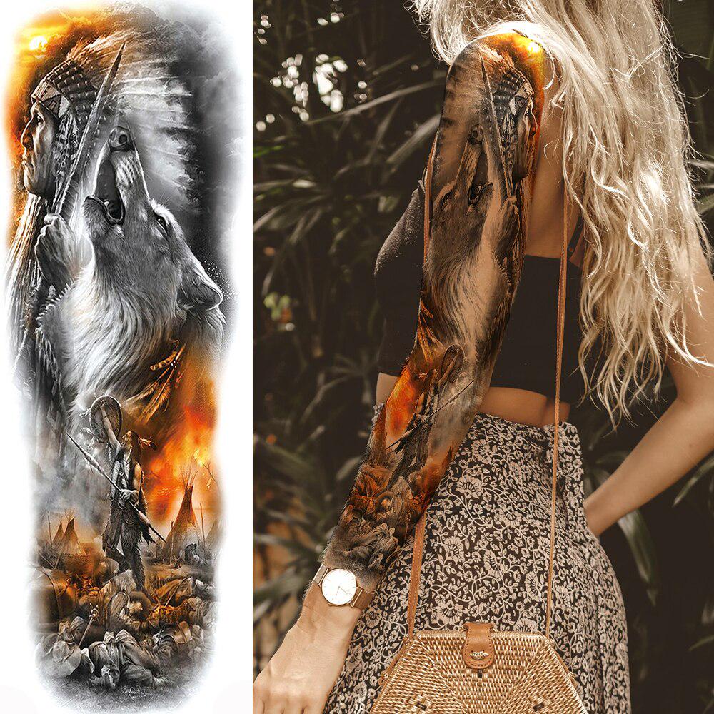 Realistische Tattoos in München: Löwe und Jesus | TikTok, image size:1000x1000