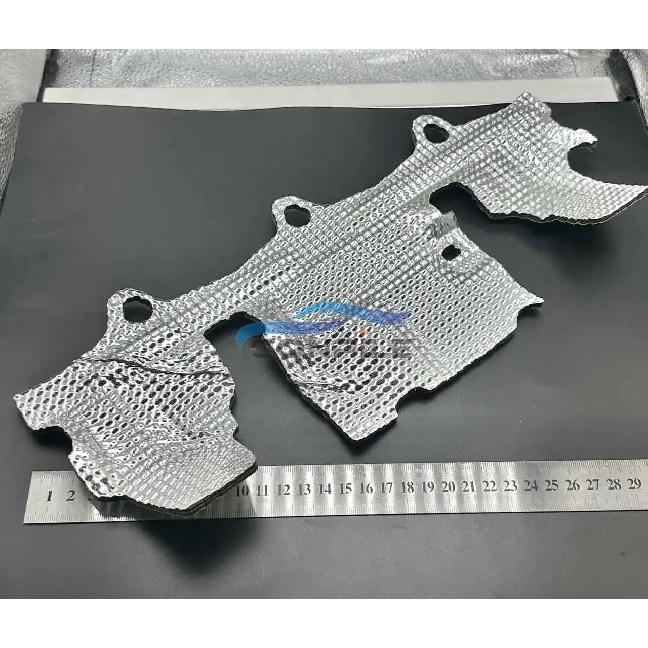 For 2002-2006 jeep wrangler Grand Cherokee Exhaust manifold heat shield 53013669AA  CBXCB060