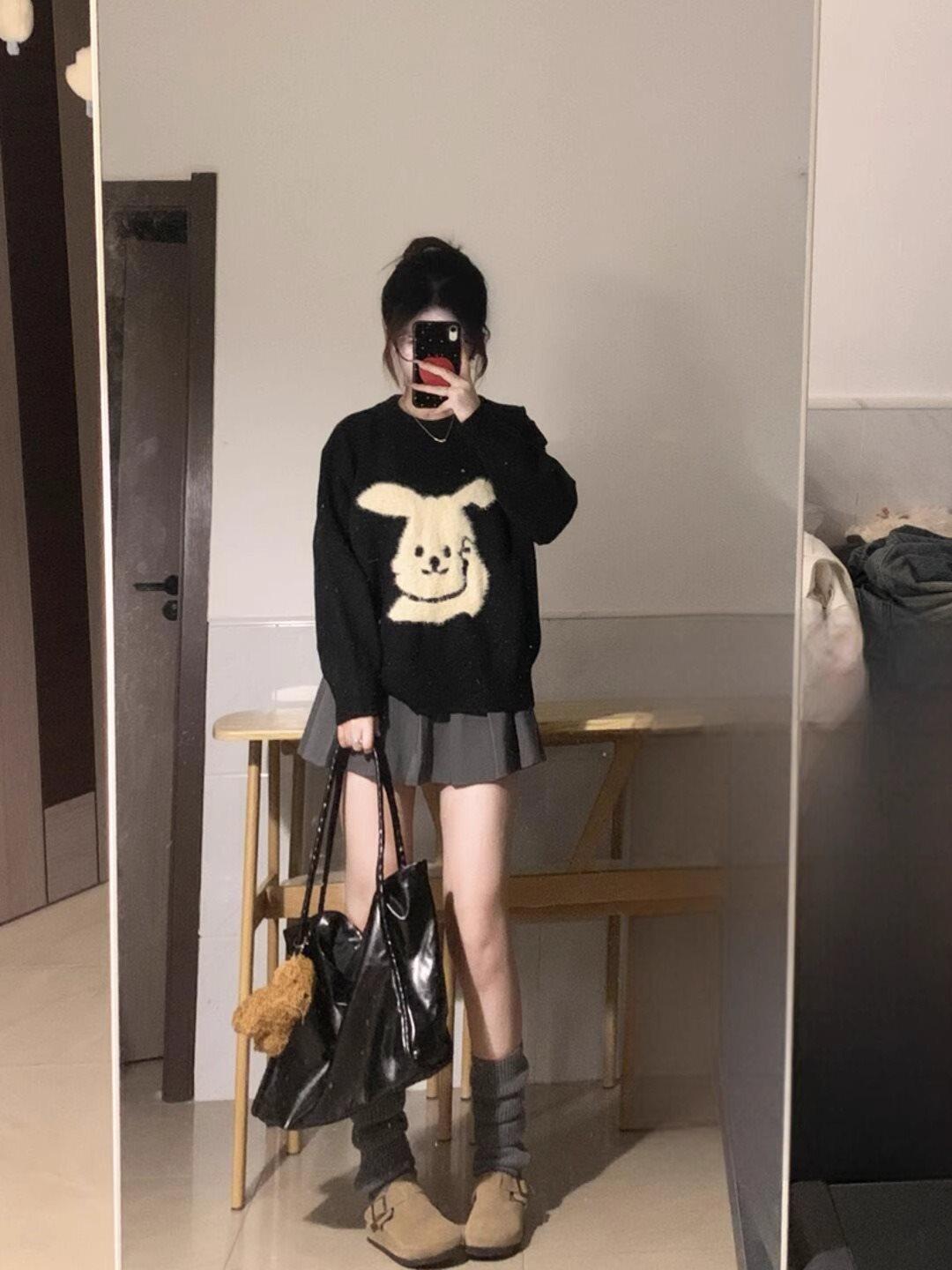 

Korean Style Black Jacquard Sweater for Women, Autumn/Winter, Petite Loose Knit