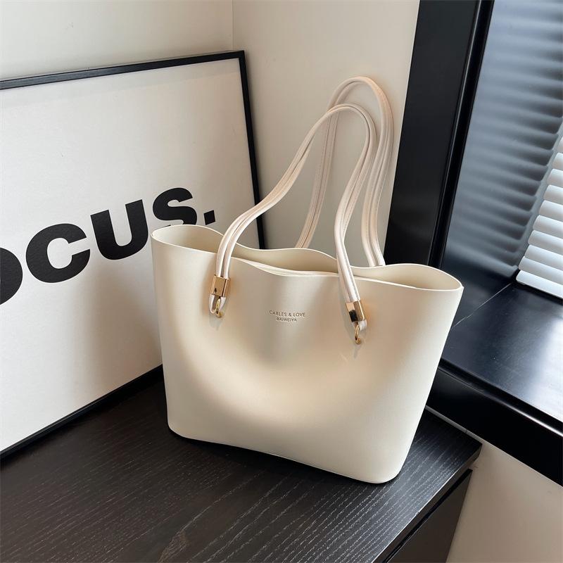 New Large-capacity Shoulder Bag, Simple and Versatile Commuter Bag, Tote Bag, Fashion Trend, Bridal Bag, Underarm Bag, Women's Bag