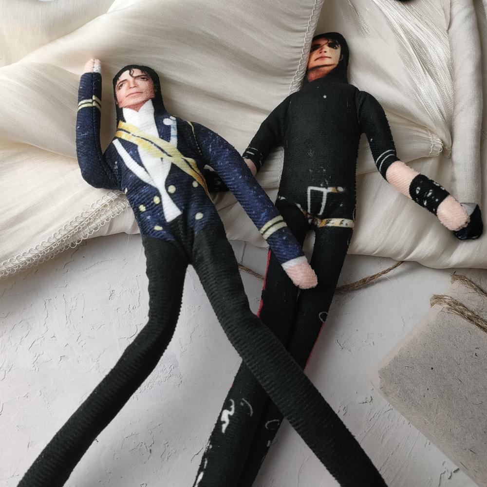 Michael Biegbare Plüschpuppe Flexibler Drahtrahmen Positionierbar MJ Abstrakte Ratten-Trockenfleischpuppe King of Pop Sammlerspielzeug Fan-Geschenk