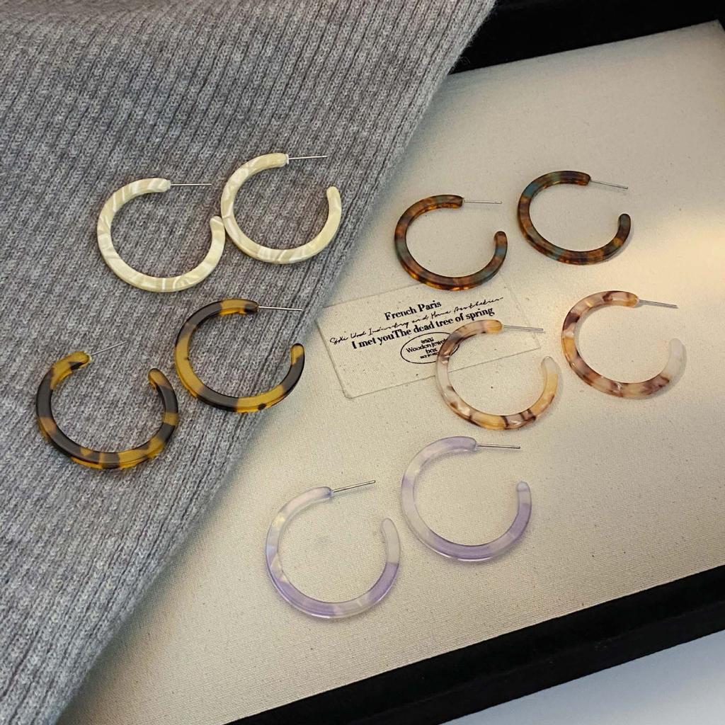 Nuovi orecchini colorati a forma di C con stampa leopardata, orecchini semplici ed esagerati per regali di gioielleria da donna