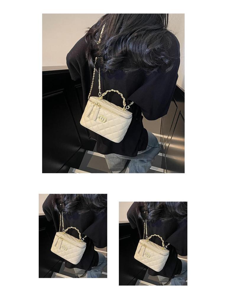 Women's 2025 Quilted Chain Bag: New Elegant Design, Autumn/Winter Trend, Versatile Crossbody Tote & Bucket Style.