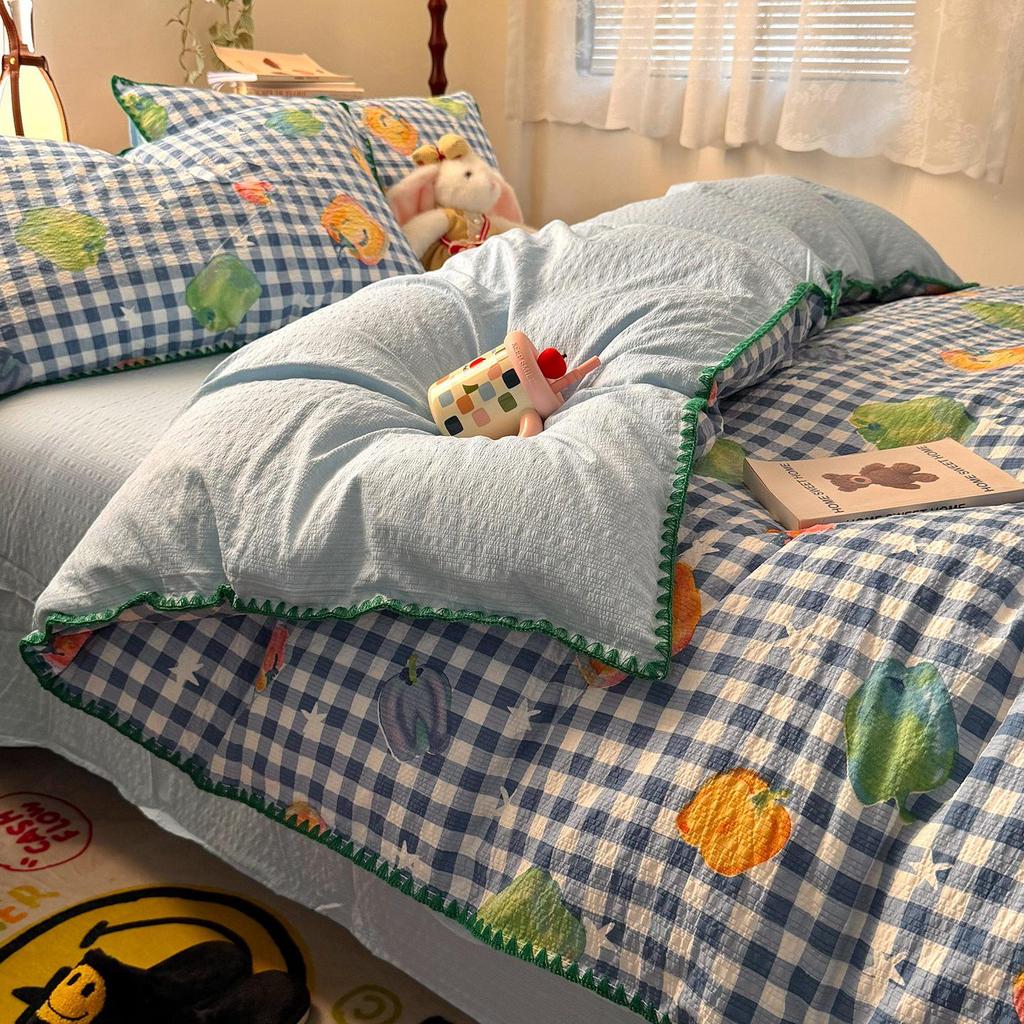 A-Grade Cartoon Cotton Bedding Set for Students - 4-Piece Single Dorm Set with Bed Sheet and Duvet Cover
