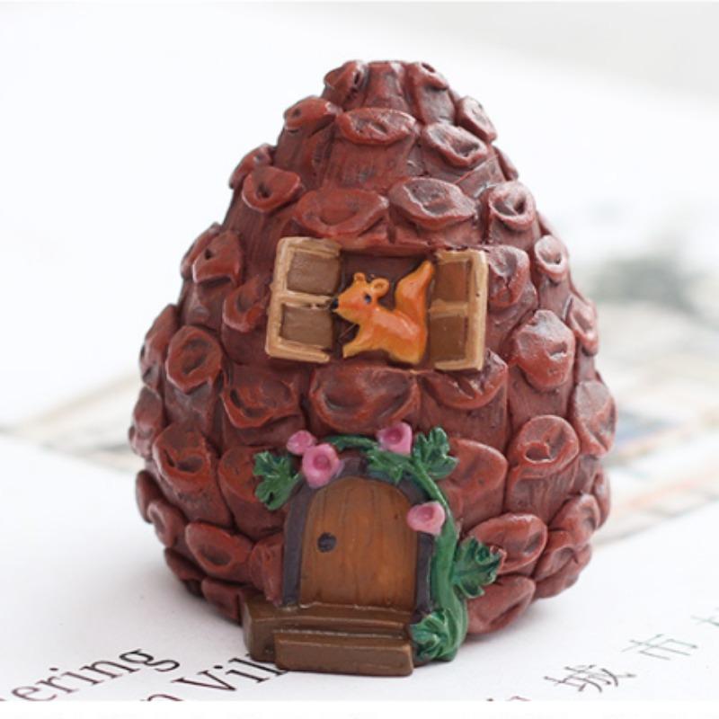 Miniatures DIY Crafts Fairy Figurines Mini House Garden Decoration Micro Landscape Resin.