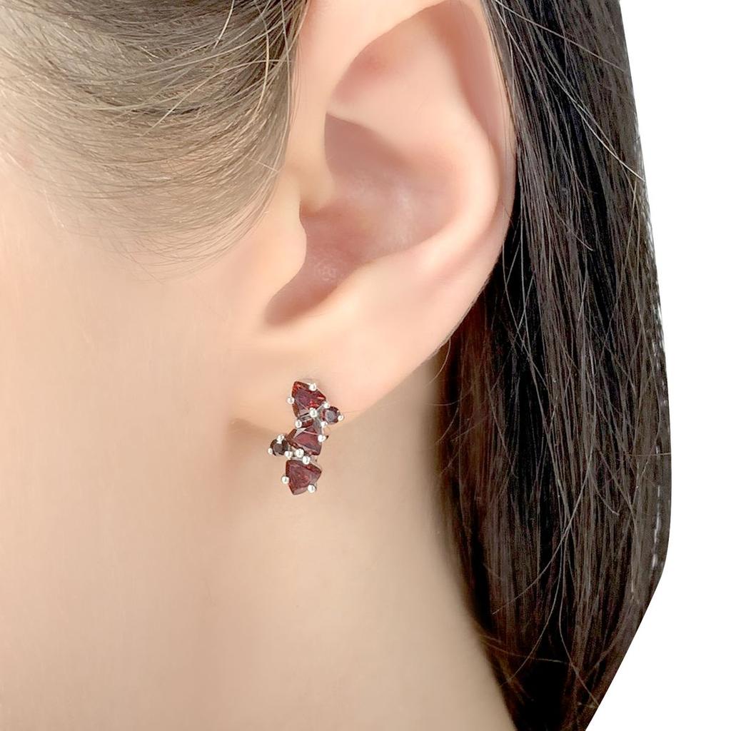 Silver Earrings with Natural Garnet 1.8ct (1988862)