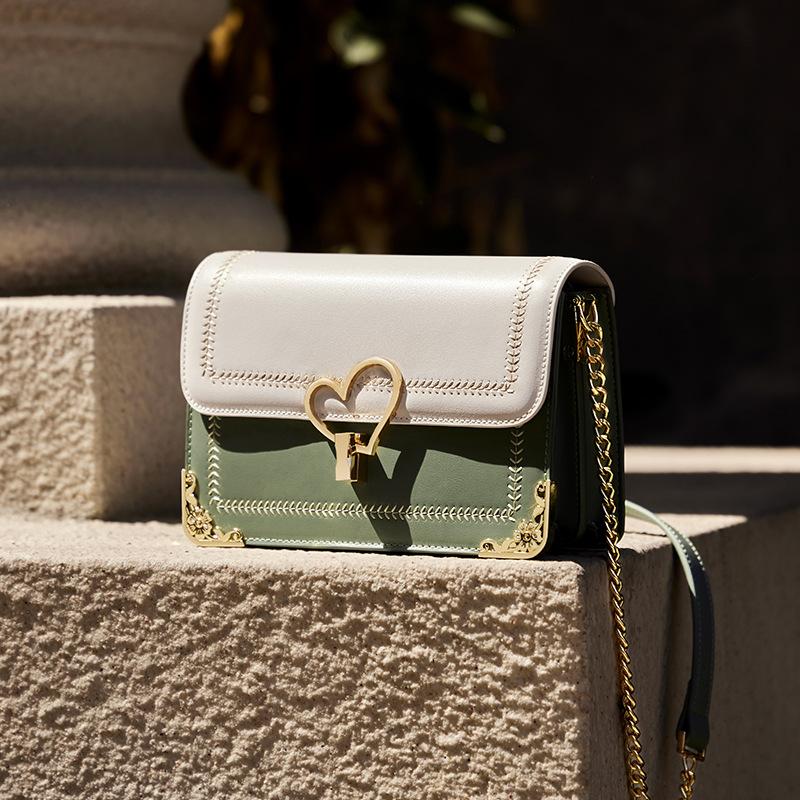 

Mrs. Qiao s Popular Bag 2025 New High-end Qixi Festival Gift Crossbody Bag Women s Genuine Leather Chain Small Square Bag Long20.5CM、Thick7CM、H