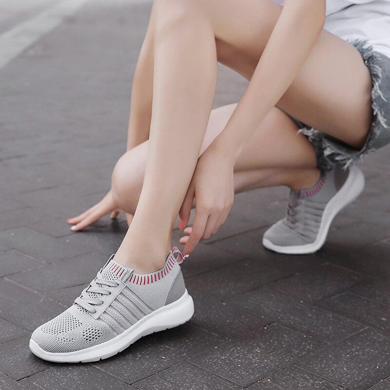 Sports Shoes Women 'S Flying Woven Hollow Mesh Breathable Women 'S Shoes Casual Light Soft Bottom Fitness Running Shoes