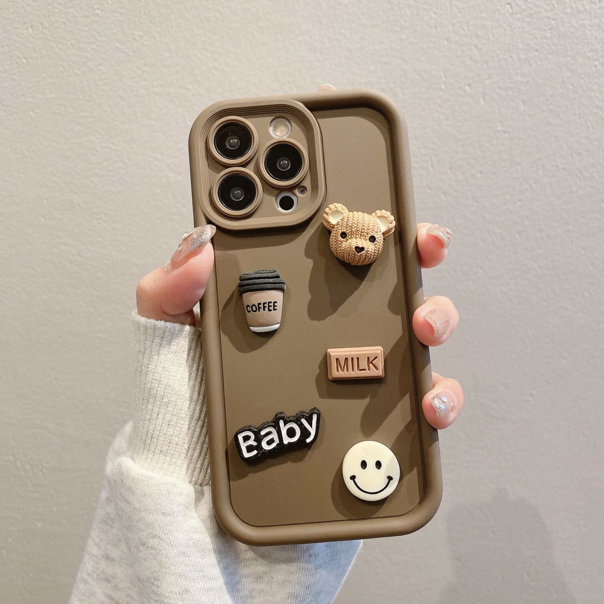 

Gaozhu Suitable for Apple 16PRO Coffee Bear Jewelry Mobile Phone Case IPhone11 12 Anti Fall Anti Compression and Heat Dissipation Apple 12