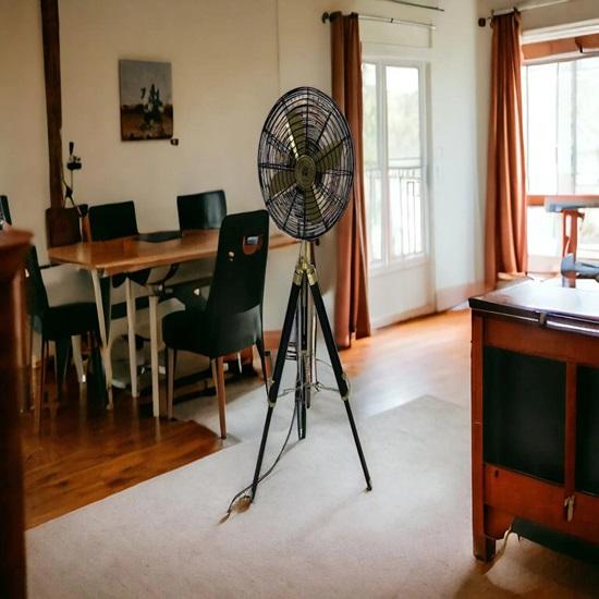 137.16 Cm Nautischer Holzstativ-Standventilator Industriell Verstellbar Retro Elektrischer Ventilator Handgefertigt Heim-, Bürodekor-Stil