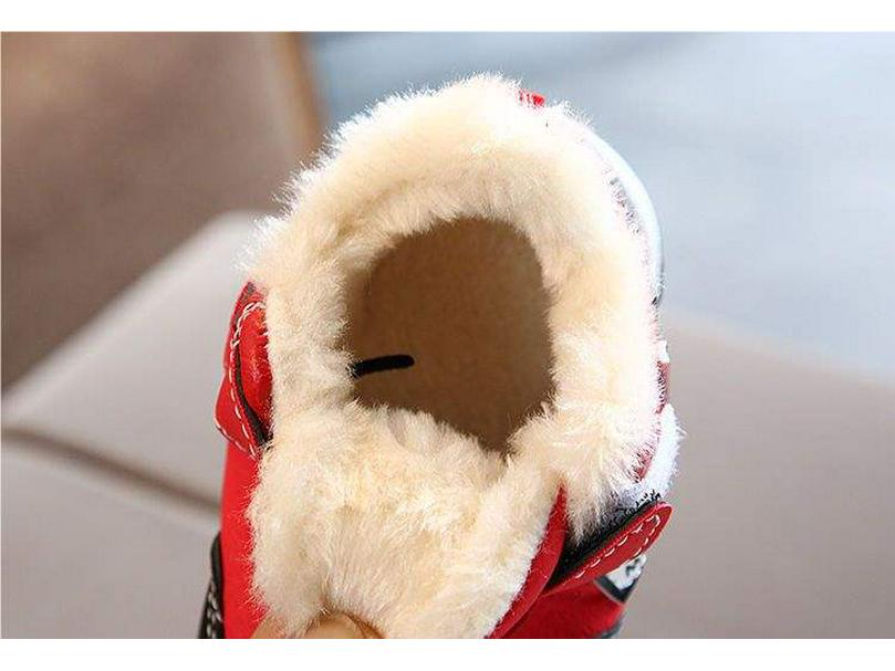 Winter Leather Baby Walking Shoes: Soft Sole, Non-Slip, Velvet-Lined for Boys & Girls (0-3 Years)