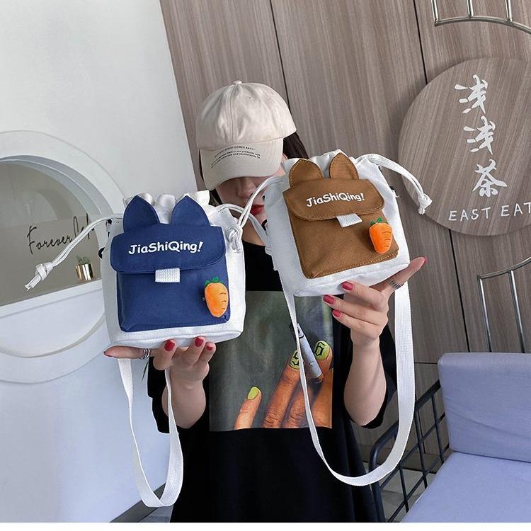 Высококачественная классическая однотонная сумка через плечо для женщин — фото 3