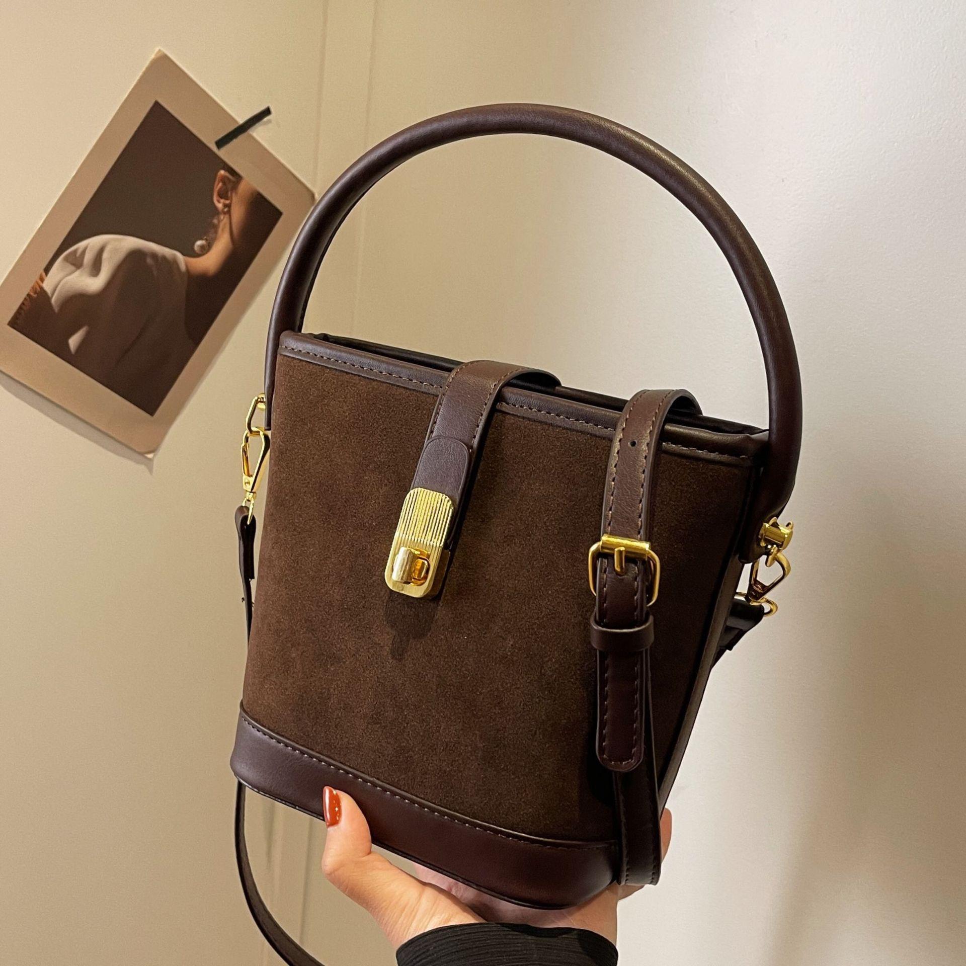 

Retro Design Suede Leather Women s Shoulder Bag 2026 New Style Women s Fashionable Crossbody Bag Handbag Bucket Bag Purses and Handbags Armpit Bag кофейный
