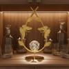 Crystal Ball Decor Elegant Luxury Desk Sculpture Gold Flower Ornament Gift Idea Leaf Sculpture Shiny Finish for Living Room