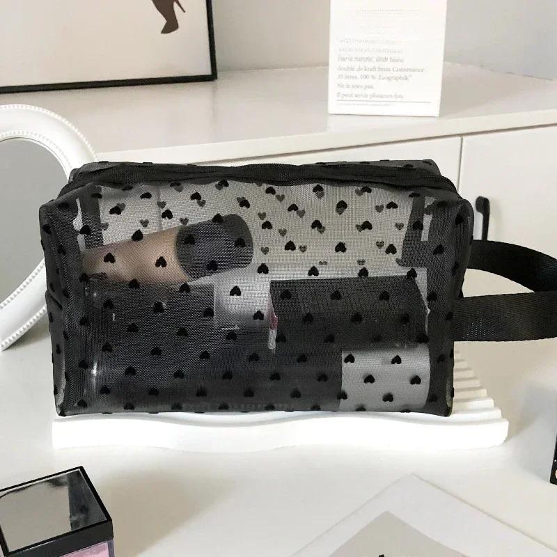 1Pcs Hot Mini Transparent Heart Makeup Bag Women Portable Lipsticks Cosmetic Storage Pouch Black Clear Cute Small Make Up Bag