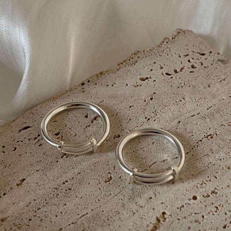 

Korean Personality Metal Ring for Women - Simple, Versatile, and Fashionable One Size