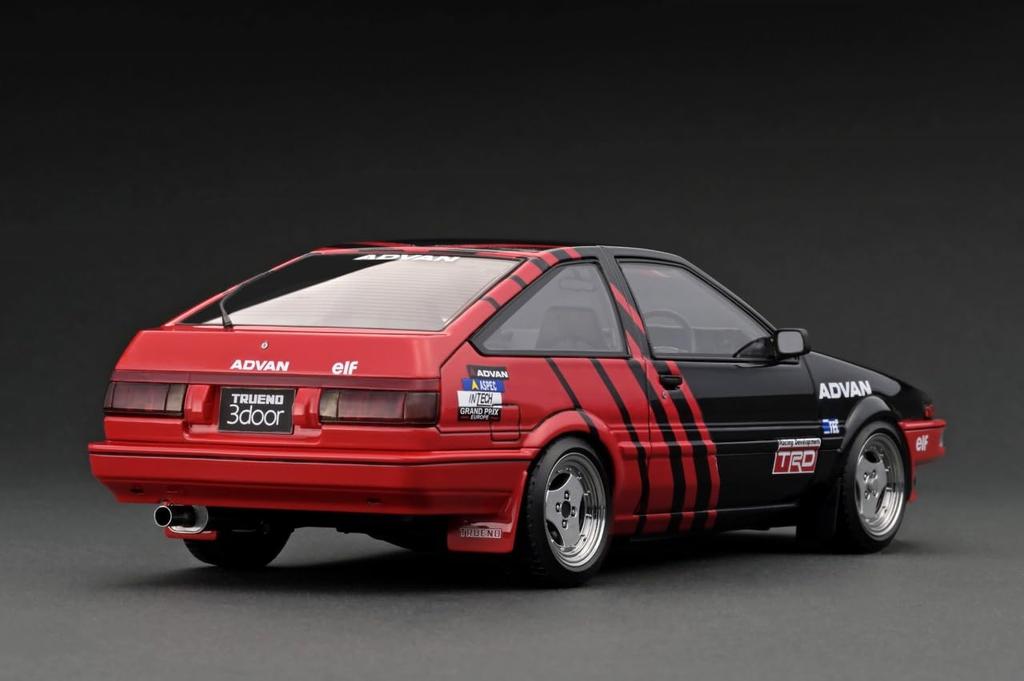 Ignition Model Toyota Sprinter Trueno 3Dr GT Apex Finished Product 1/18 (AE86) Black/Red