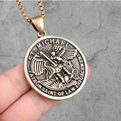 European and American Faith St. Michael the Archangel St. Michael Necklace Environmentally Friendly Retro Jewelry Pendant