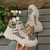 New Large-sized Casual Sports Shoes for Women, Fashionable Front Lace-up Sneakers