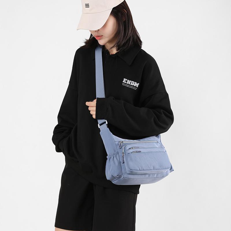 

Large Capacity Outdoor Women s Bag Nylon Middle-aged Mother Bag Multi-compartment Shoulder Crossbody Bag темно-синього кольору