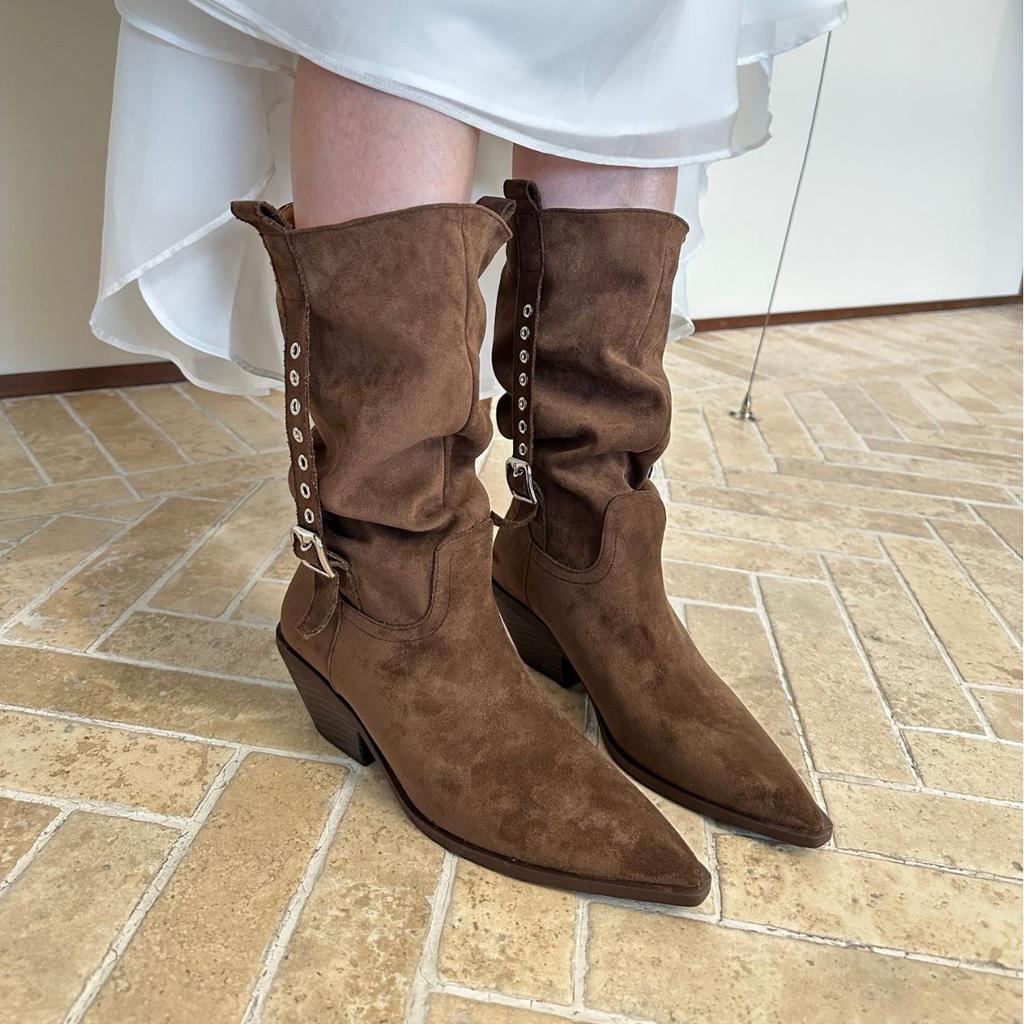 2025 Autumn and Winter New French Retro Thick Heel Western Cowboy Boots Women's Pointed Belt Buckle Medium Boots