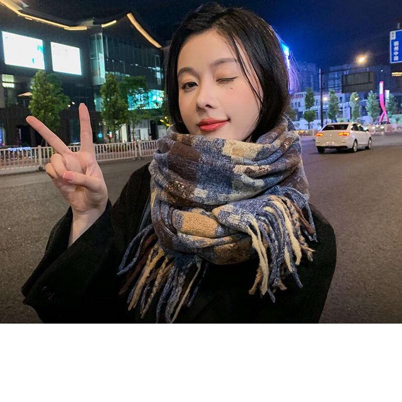 Junbie Heated Tassel Winter Scarf