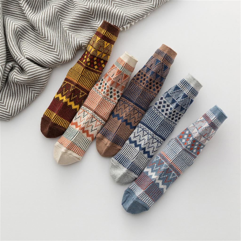 Women Girls Fashion Strip Print Cotton Street Middle Tube Socks Stockings