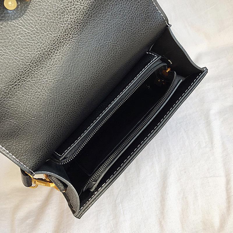 Dámská retro kabelka s nýty a lví hlavou 2025: Evropská a americká móda crossbody/taška přes rameno