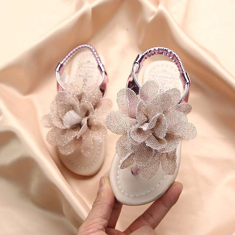 2025 summer Korean version of the new girls sandals princess shoes pearl flip-flops toe sandals baby shoes children's shoes