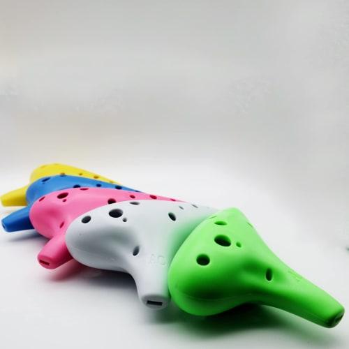Aestivate Plastic Ocarina, 12-Hole Alto C Key, Plastic AC Ocarina with Brass Pipe (White)
