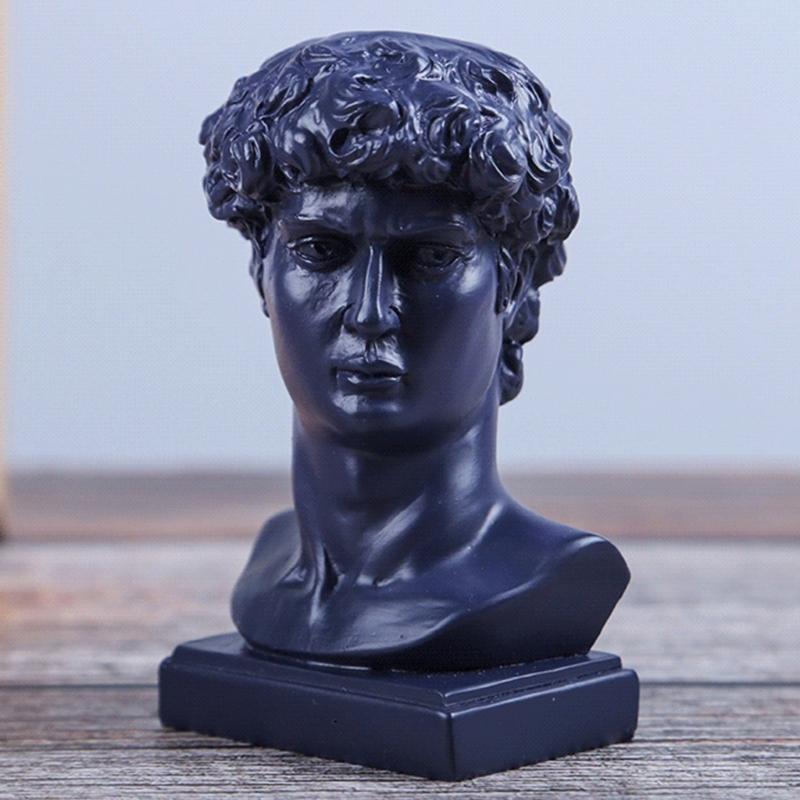 Sculpture Toothpick Holder Charming Desk Decorations Resin Ornament Pencil Holder Suitable for Restaurants and Homes