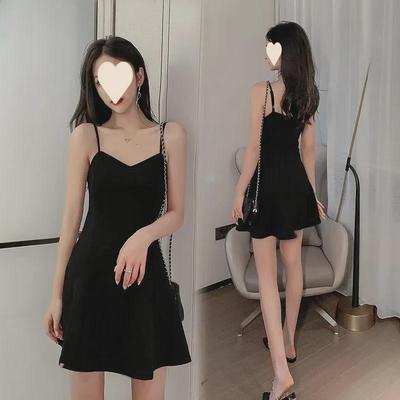 Vestido Negro Pequeño Coreano de Hombros Descubiertos con Escote en V Delgado de Línea A para Mujer