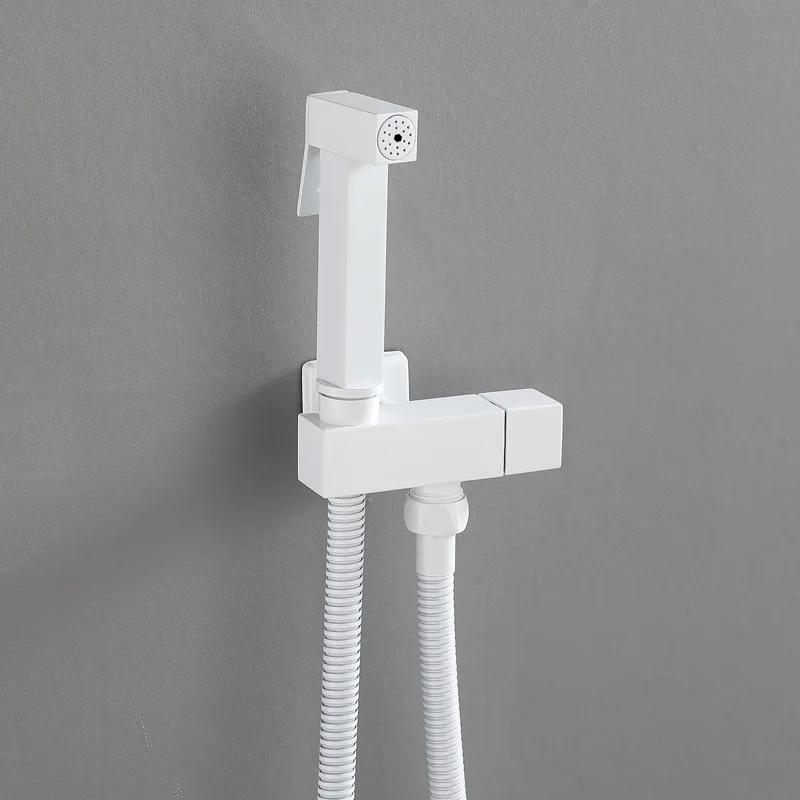 Gold Shower Wall Mounted Toilet Bidet Sprayer Set Brass Valve Bathroom Alloy Black Handheld Self Cleaning Bidet Faucet White