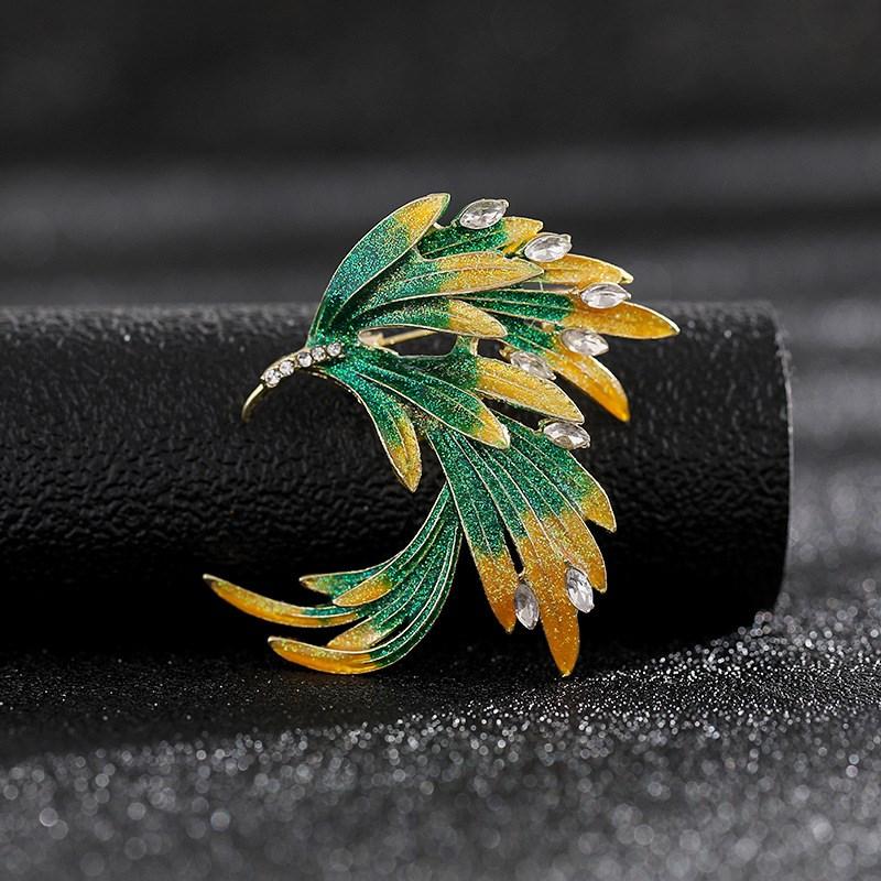 SKEDS Classic Crystal Pearl Phoenix Alloy Broocch Pin For Women Men Fashion Exquisite Rhinestone Badges Creative Animal Corsage